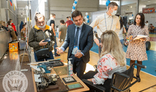 Гости фестиваля «Бадюлин Fest» познакомились с тактильными экспонатами выставки «Трогательная история»