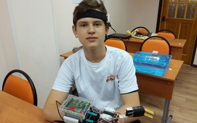 13-летний школьник изобрел уникальный протез руки